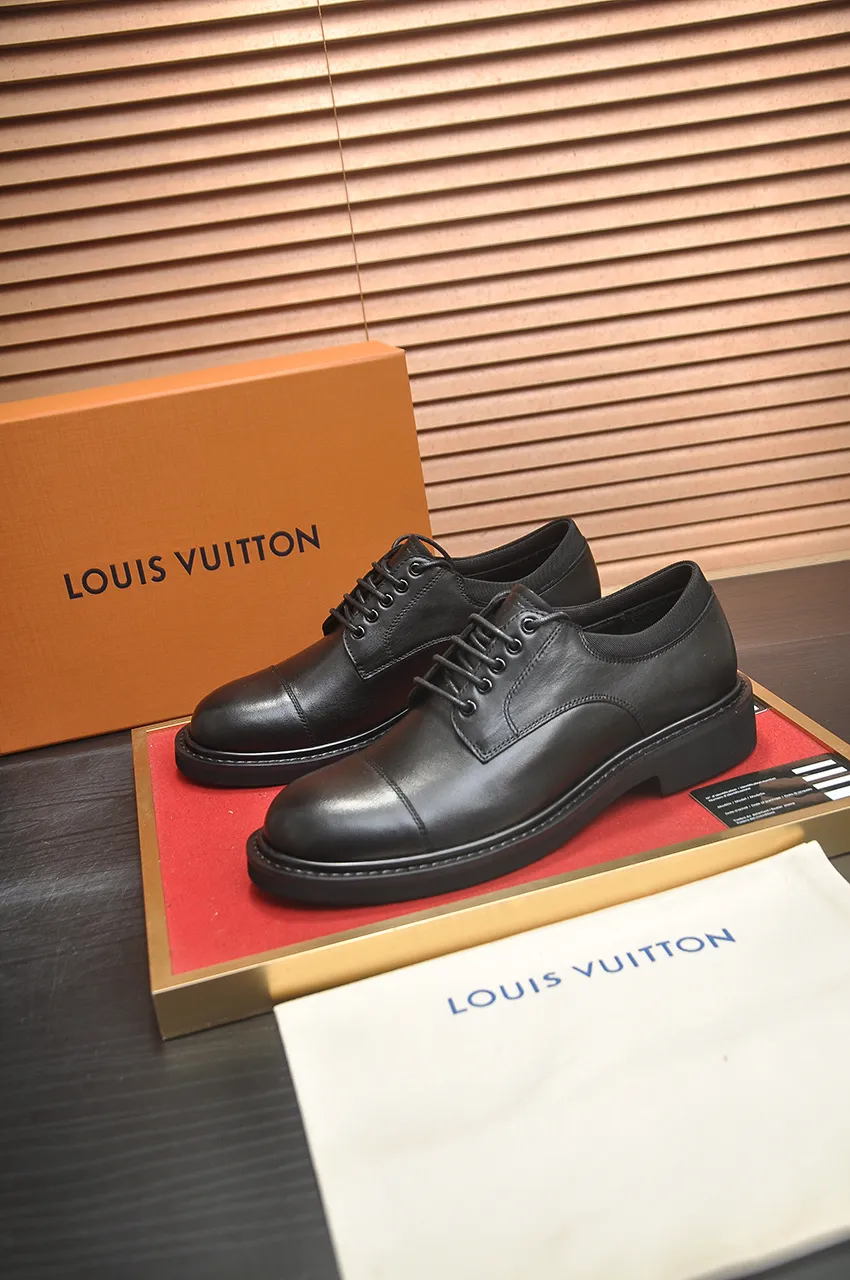 Men's men's shoes💰660💶[LOUIS VUITTON] (original order) new style🍀LV Louis Vuitton * - top version of LV classic leather shoes! Made of imported original single cowhide, original leather side strips and wear-resistant rubber outsole! High quality products! Code number 39-44 (38.45 customized)